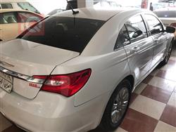Chrysler 200